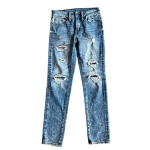 NWOT American Eagle Next Level Airflex Distressed Jeans